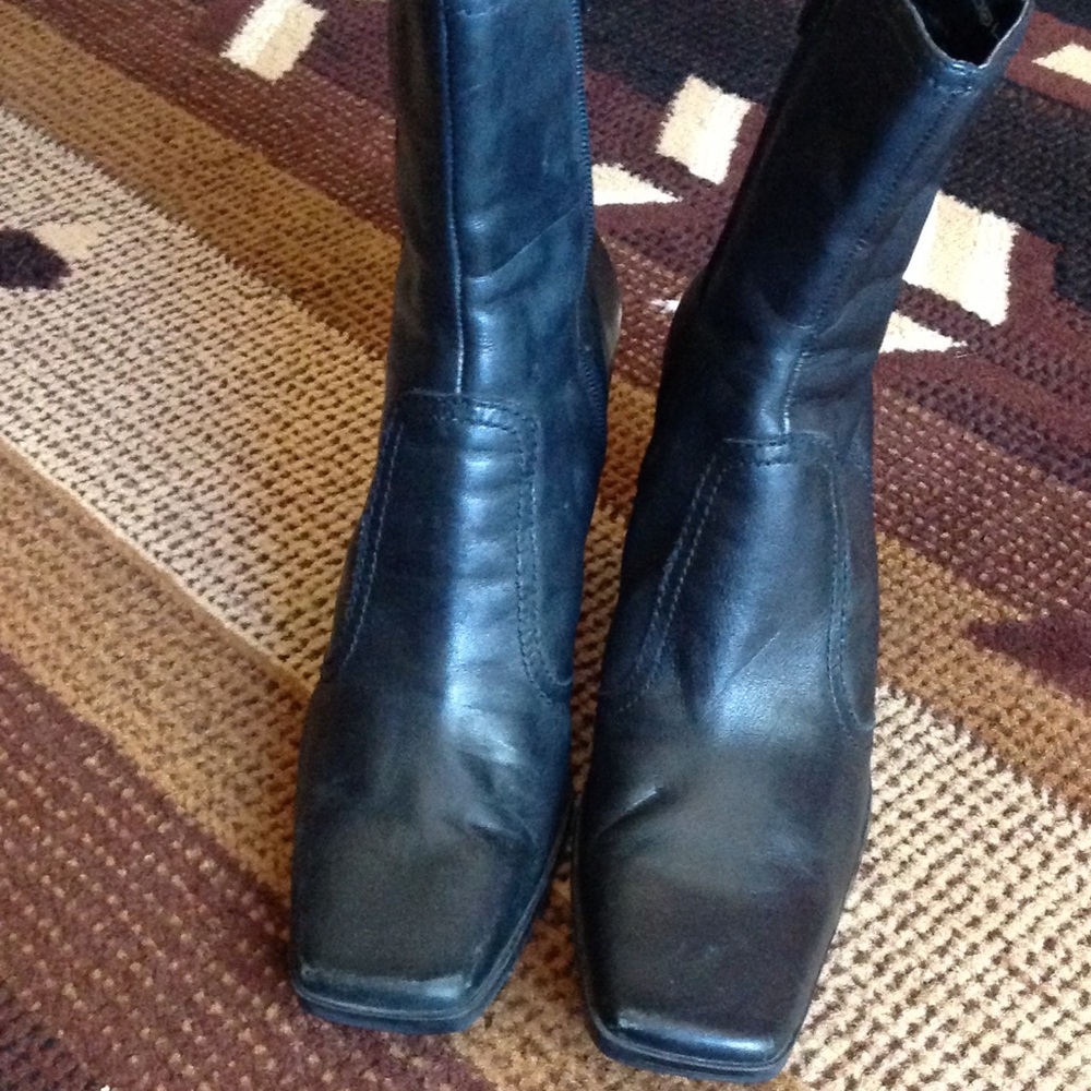 Bandalino Black Boots (8M) 3" Heel